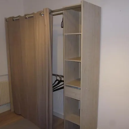 Flobart Grand A Au Rdc Et A 30 Metres De La