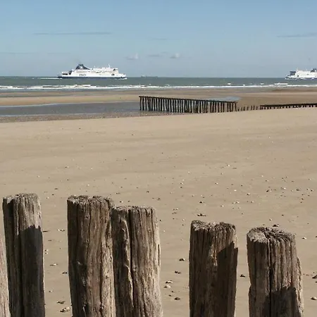 Flobart Grand à Au Rdc Et à 30 Metres De La Appartamento Sangatte