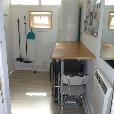 Flobart Grand A Au Rdc Et A 30 Metres De La *